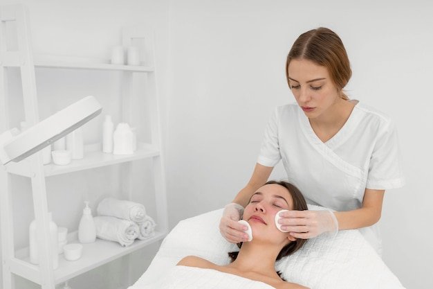 Best Skin treatment in Punjabi Bagh